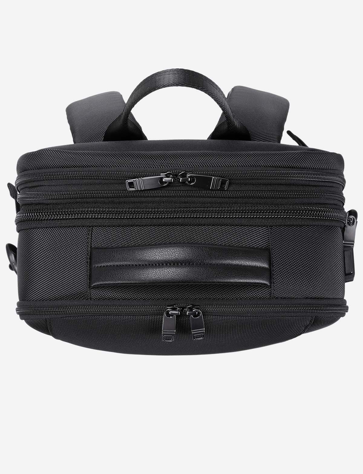 Traveleque Backpack 