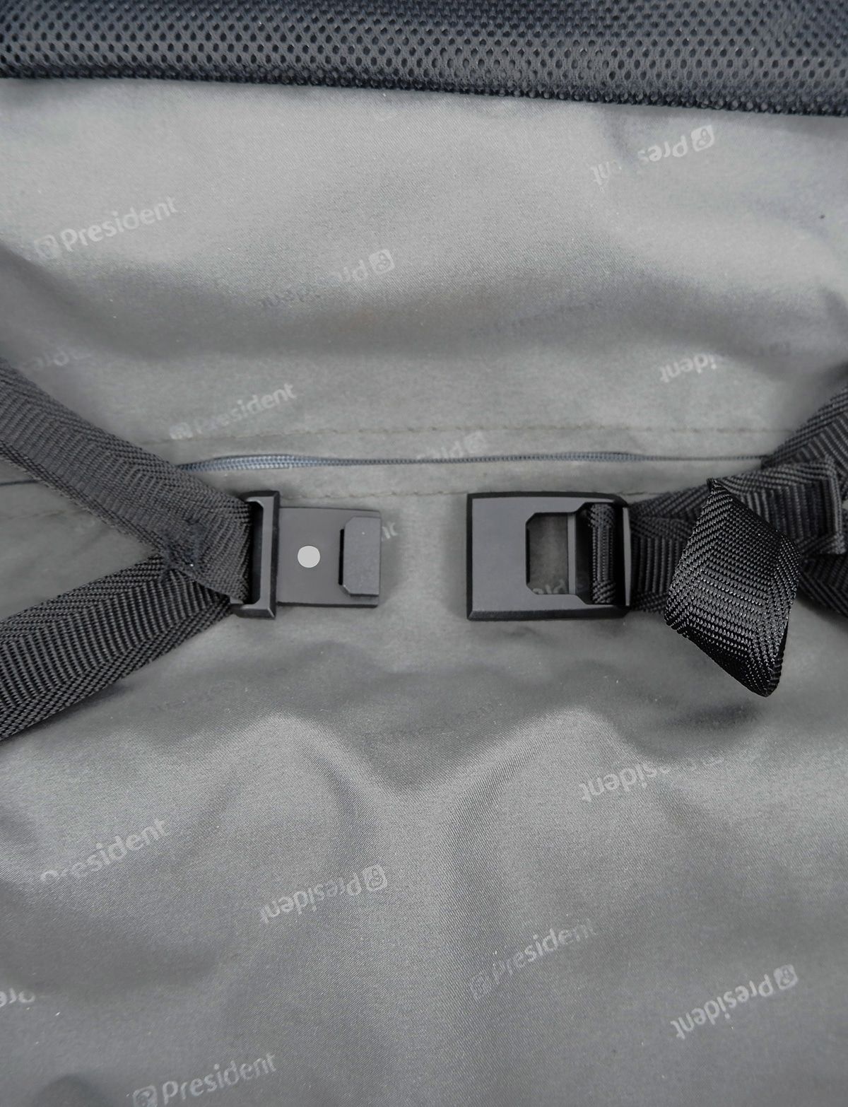 PRESIDENT - FOCUS V2 - 24" Suitcase